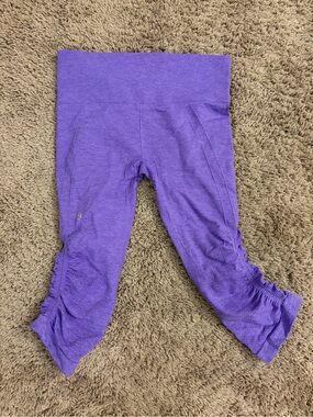 lululemon athletica Purple Cropped Ruched Capri Leggings